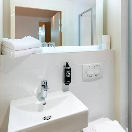 Ibis Budget Morlaix Extérieur photo